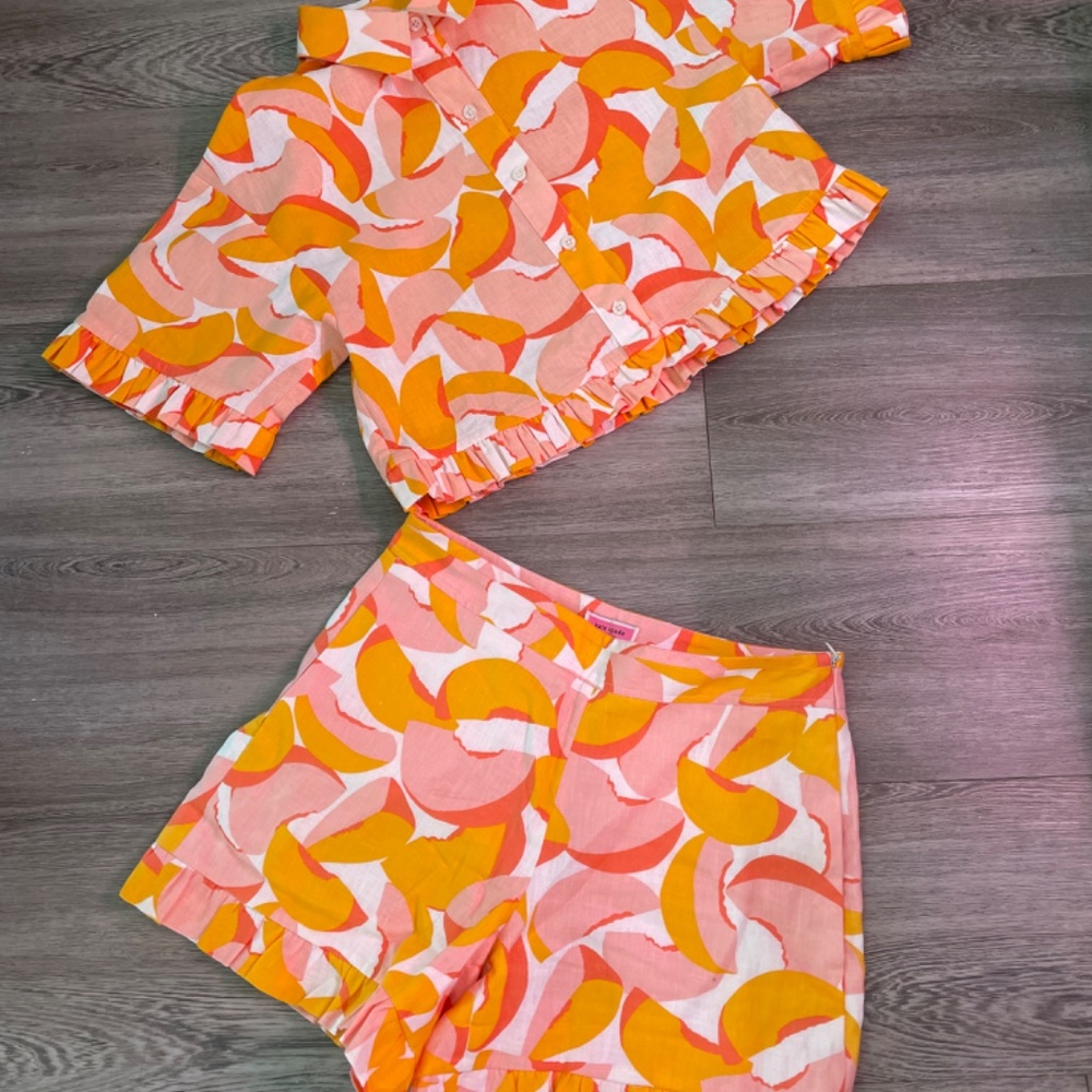 Kate Spade Peaches Cropped Shirt - Picture 6 of 6